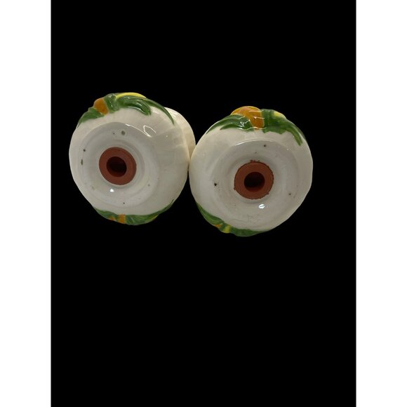 Vintage 70s Ceramic Mushroom Design Hand Painted 4" Salt & Pepper Shakers - Picture 5 of 7